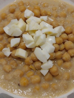 Una foto de Garbanzos a lo carmelitano