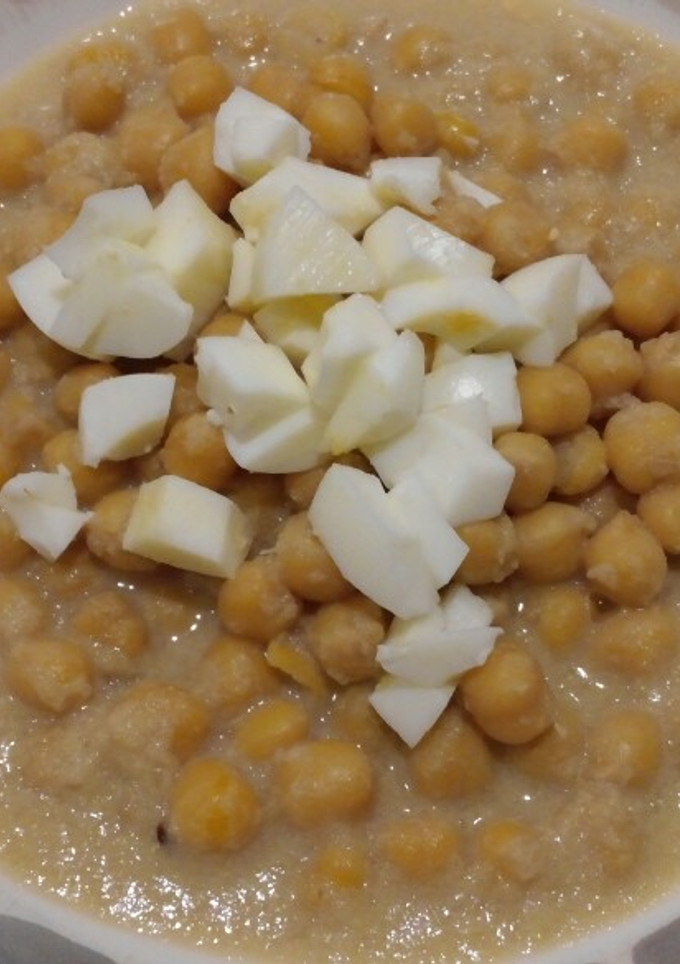 Una foto de Garbanzos a lo carmelitano