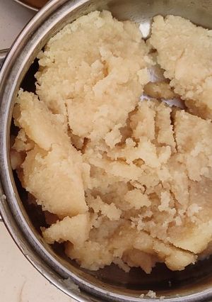 સુજી હલવો (Sooji Halwa Recipe In Gujarati) રેસીપી મુખ્ય ફોટો