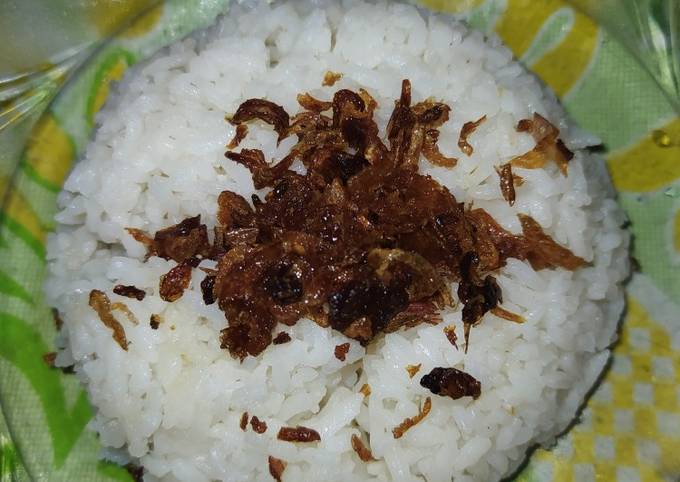 Nasi uduk magicom