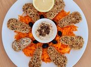 Una foto de nuggets de pollo y avena