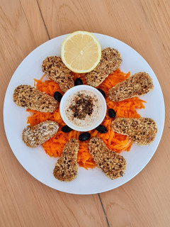 Una foto de Nuggets no pollo ♥ 🐔 de garbanzos y sin fécula ♥ 🐥 vegetarianos con opción vegana