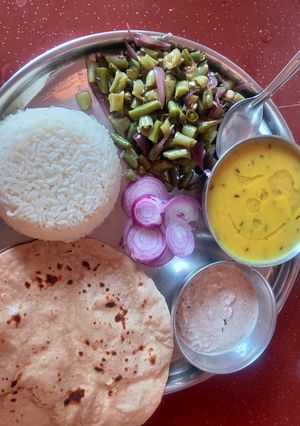 A picture of Veg Thali.