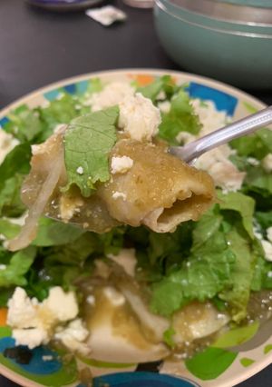 Una foto de Enchiladas de tomate verde