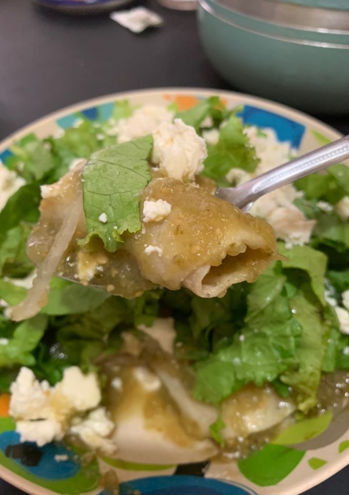 Una foto de Enchiladas de tomate verde
