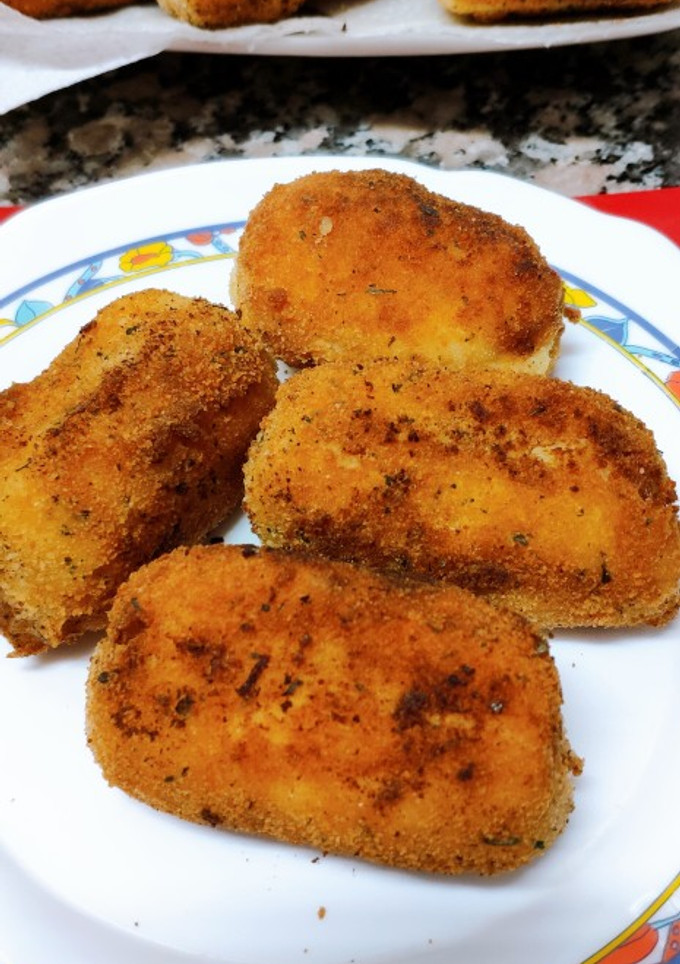 Una foto de Croquetas de patatas y atún!