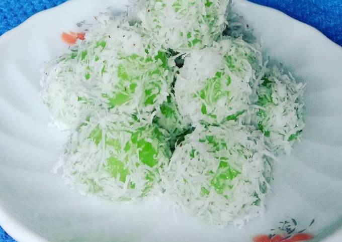 Klepon ketan isi gula merah