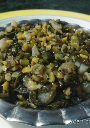 मूंगदाल और मूली की स्वादिष्ट भुजी (moong dal aur mooli ki swadist bhurji recipe in Hindi) रेसिपी मुख्य फोटो