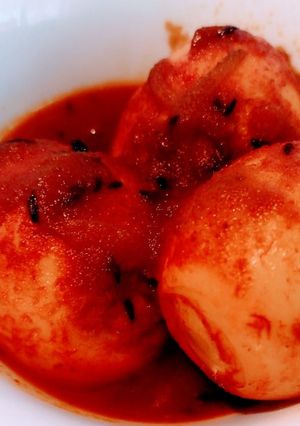 ডিম কষা(dim kosha recipe in Bengali) রেসিপির প্রধান ছবি
