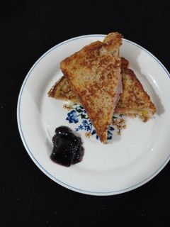 Una foto de Sándwich Montecristo (Mickey Mouse)