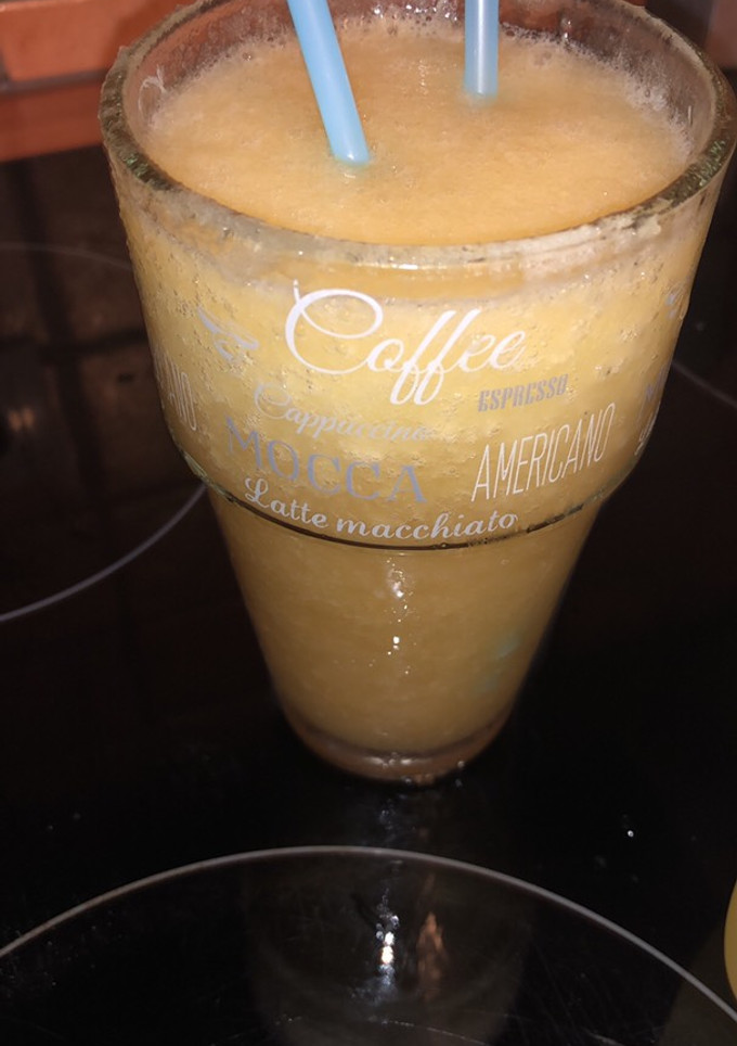 Una foto de Sorbete de vino blanco y cítricos