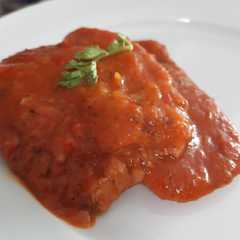 Una foto de Lengua en salsa de pimientos!