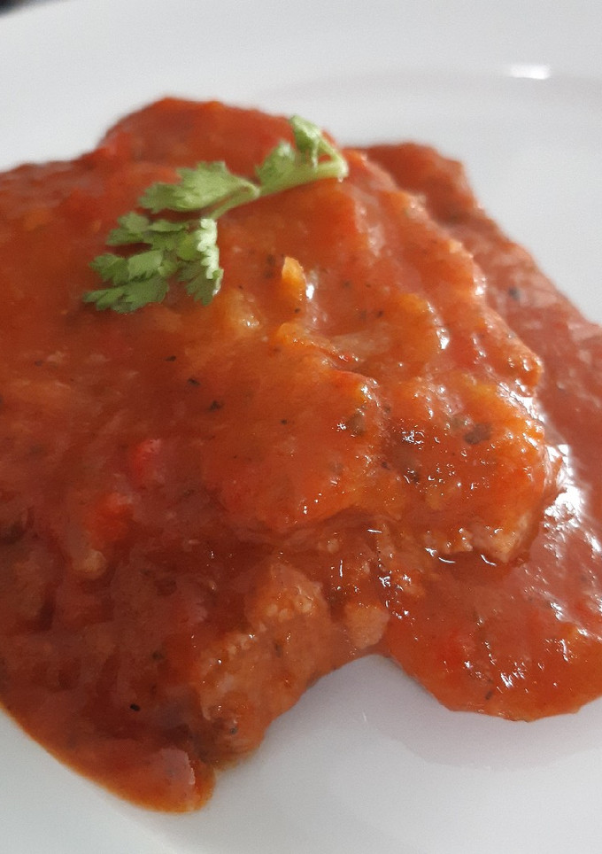 Una foto de Lengua en salsa de pimientos!