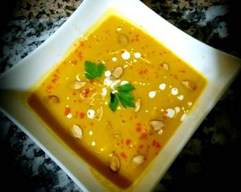 Ready to Serve The pumpkin soup with its seeds toasted Very Delicious