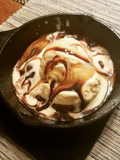 A picture of Chocolate Chip Cookie Skillet.