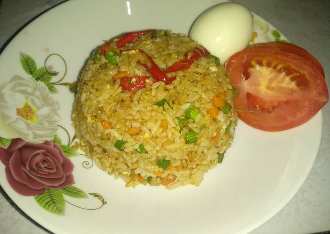 Resep Nasi goreng teri medan oleh Maria Th - Cookpad