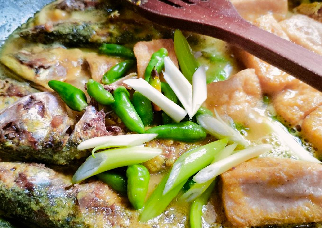 Pesmol Ikan Gembung Tahu