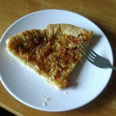 A picture of Easy Caramelized Onion Tart.