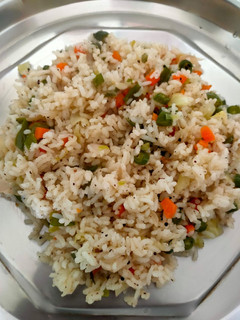 பிரைட் ரைஸ்(fried rice recipe in tamil) செய்முறை முக்கிய புகைப்படம்