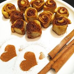 A picture of Cinnamon swirl roll.