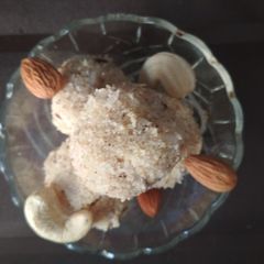 A picture of Suji Ke Laddu.