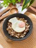 Lentejas con arroz y huevo a la plancha