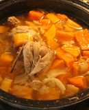 Puchero de miércoles y de pollo