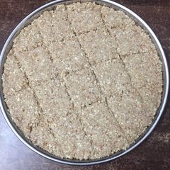 A picture of Peanut and Sesame seeds Bar / Sing Til ni sukhadi.