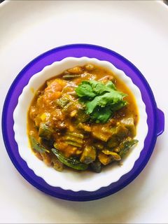 வெண்டைக்காய் பச்சடி(vendaikkai pacchadi recipe in tamil) செய்முறை முக்கிய புகைப்படம்