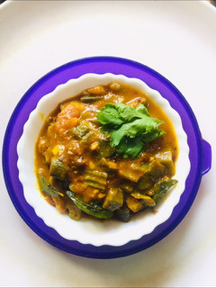 வெண்டைக்காய் பச்சடி(vendaikkai pacchadi recipe in tamil) செய்முறை முக்கிய புகைப்படம்