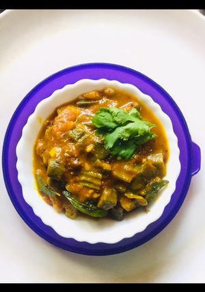 வெண்டைக்காய் பச்சடி(vendaikkai pacchadi recipe in tamil) செய்முறை முக்கிய புகைப்படம்