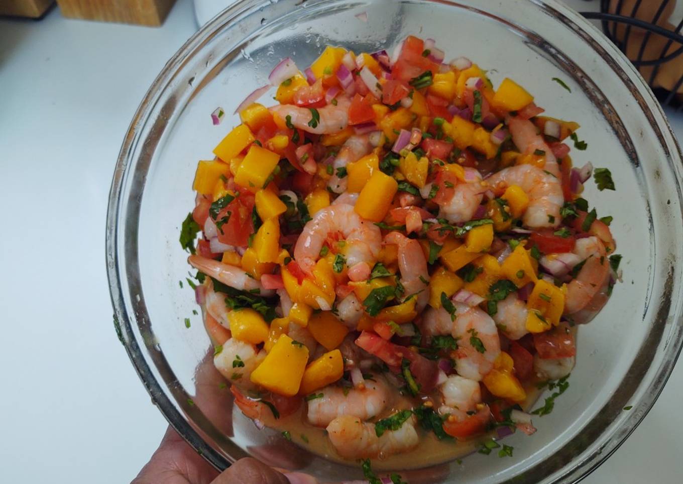 Ceviche de camarón con mango