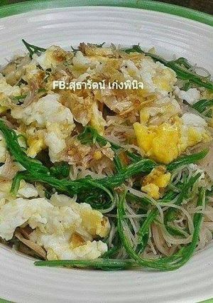 รูปของ หมี่ผัดชะอม