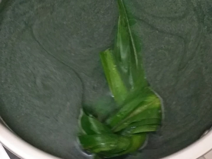 Cara Mudah Menyiapkan Resep Sirup Pandan Homemade yang Bikin Ngiler Anti Ribet, Bisa Manjain Lidah