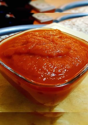 A picture of Tomatoes and Carrots Ketchup.