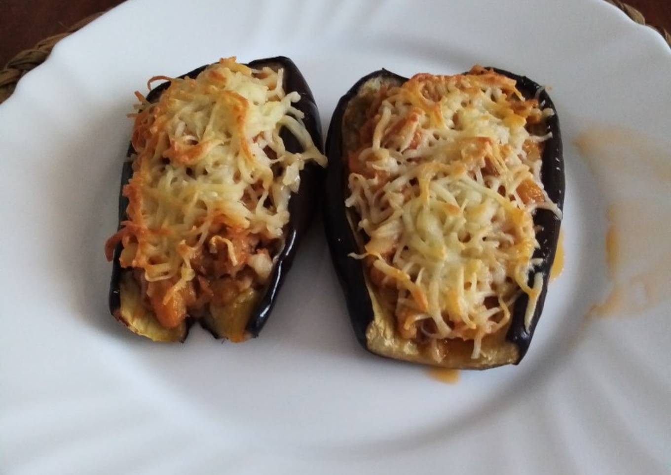 Berenjena rellena de Atún