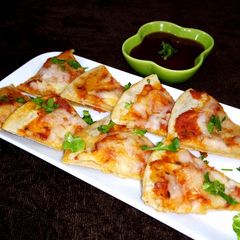 Tortilla nachos A picture of Tortilla nachos.
