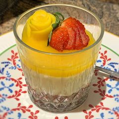 Ginger & Mango Cheese Cake A picture of Ginger & Mango Cheese Cake.