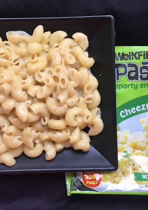 A picture of Cheesy Mac pasta.