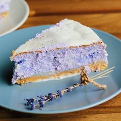 A picture of Lavender cheesecake.