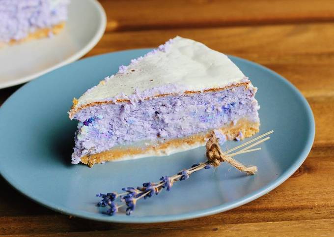 Lavender cheesecake
