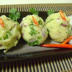 A picture of Aloo Bhate (Mashed Potato).