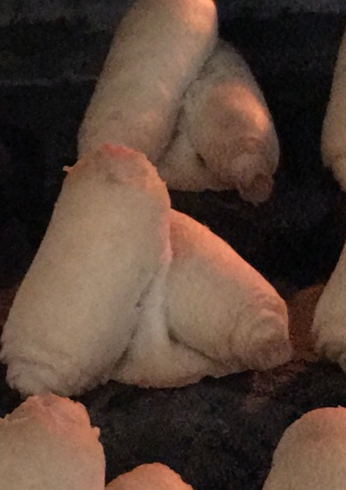 Una foto de Pan con grasa o Cuernitos