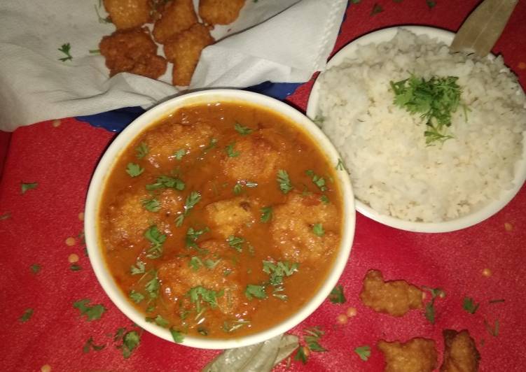 Easiest Way to Assamese bilahi boror tenga (Sour Curry with Red Lentil Fritter)