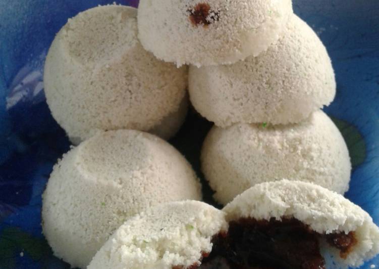 Resep Kue Putu oleh Suryanti Anas - Cookpad