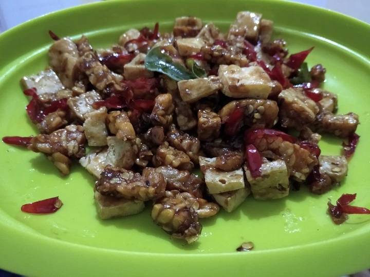 Langkah Mudah untuk Membuat Resep Orek Tempe Tahu Kering Pedas Manis Endeusss yang Enak Banget Anti Ribet, Lezat