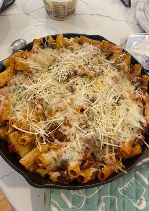 A picture of Baked “ easy “ rigatoni.