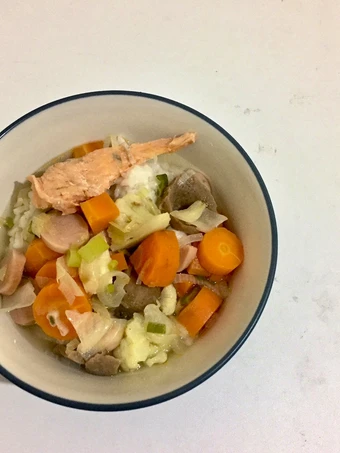 Langkah Mudah untuk Membikin Resep Sup Kepala Salmon (simple) yang Enak Banget Anti Ribet, Bisa Manjain Lidah