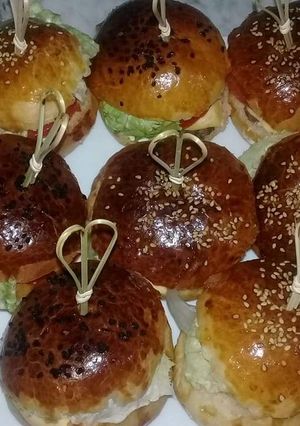 صورة لوصفة ميني برقر 🍔بعجينة قطنية ولا أروع 😋