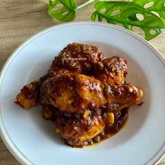 Ayam Bumbu Pedas রেসিপির প্রধান ছবি
